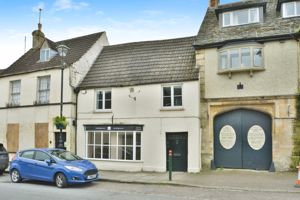 High Street frontage- click for photo gallery